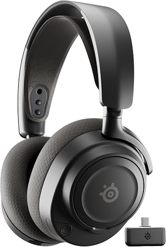SteelSeries Arctis Nova 7 / Sennheiser HD 560S + boom mic